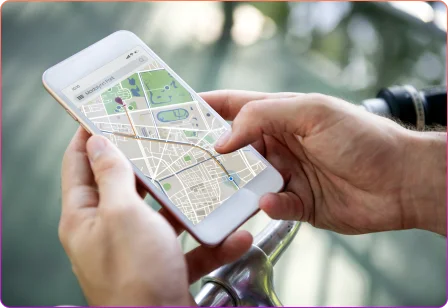 Connected e-scooter tracking system providing real-time location monitoring, vehicle diagnostics, and operational insights